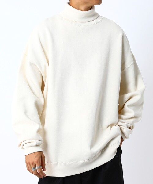 FREAK'S STORE(フリークスストア)の「WEB限定 12oz ヘビーウェイト ビッグシルエット タートルネックスウェット/プルオーバー(スウェット・メンズ・杢グレー/ネイビー/ナチュラル/グレイッシュベージュ/ブラック/ブラウン・LARGE/SMALL/MEDIUM)」の4枚目の写真