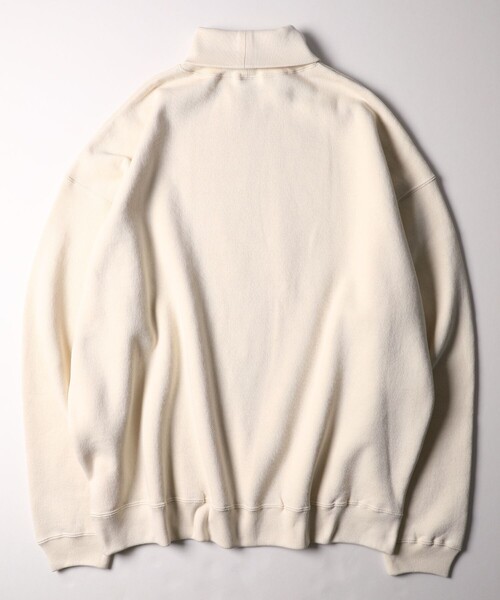 FREAK'S STORE(フリークスストア)の「WEB限定 12oz ヘビーウェイト ビッグシルエット タートルネックスウェット/プルオーバー(スウェット・メンズ・杢グレー/ネイビー/ナチュラル/グレイッシュベージュ/ブラック/ブラウン・LARGE/SMALL/MEDIUM)」の8枚目の写真