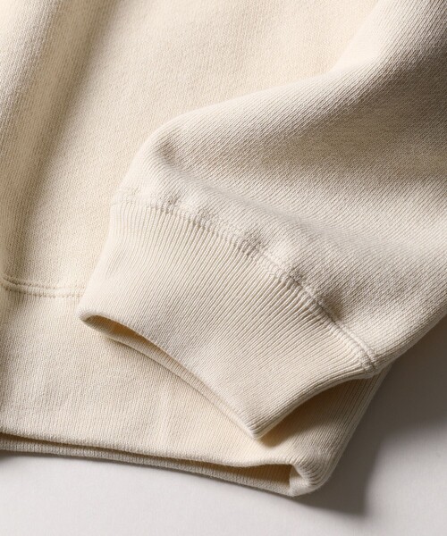 FREAK'S STORE(フリークスストア)の「WEB限定 12oz ヘビーウェイト ビッグシルエット タートルネックスウェット/プルオーバー(スウェット・メンズ・杢グレー/ネイビー/ナチュラル/グレイッシュベージュ/ブラック/ブラウン・LARGE/SMALL/MEDIUM)」の11枚目の写真