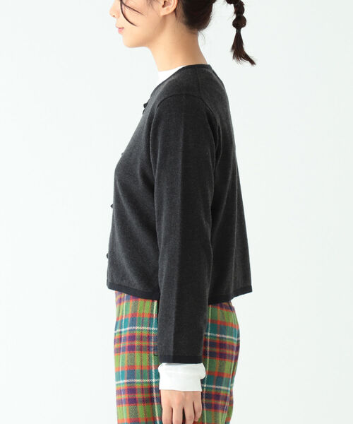 BEAMS BOY（ビームスボーイ）の「BEAMS BOY / 12ゲージ チャイナ トリム カーディガン（カーディガン/ボレロ・レディース・ピンク/チャコールグレー・1/2）」の7枚目の写真