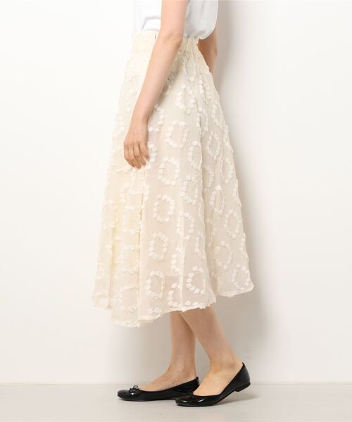 Bab（バブ）の「【WEB限定】モチーフフレアスカート（スカート・レディース・ブラック/ベージュ・M）」の6枚目の写真