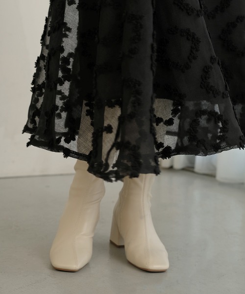 Bab（バブ）の「【WEB限定】モチーフフレアスカート（スカート・レディース・ブラック/ベージュ・M）」の10枚目の写真