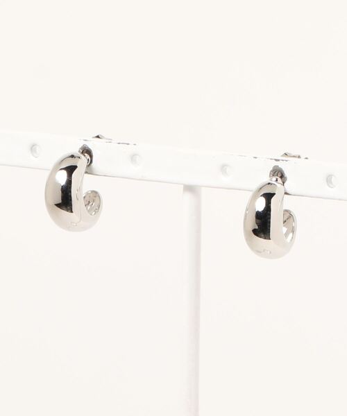 Kastane（カスタネ）の「【fiw.】ドーナツリングフープピアス小（ピアス（両耳用）・レディース・シルバー/ゴールド・FREE）」の6枚目の写真