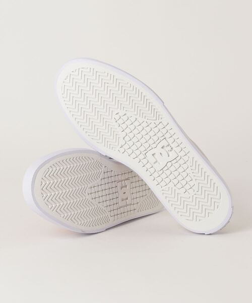 DC(ディーシー)の「DC SHOES BASQ MANUAL SLIP-ON / ディーシーシューズ BASQ マニュアル スリッポン(スリッポン・メンズ・ホワイト・26.5cm/27.5cm/27.0cm/28.0cm/26.0cm)」の3枚目の写真