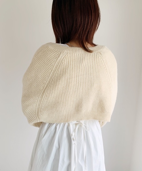 at12:03(アットイチニーゼロサン)の「ボレロニットカーデ(カーディガン/ボレロ・レディース・ブラック/グレー/アイボリー・FREE)」の9枚目の写真