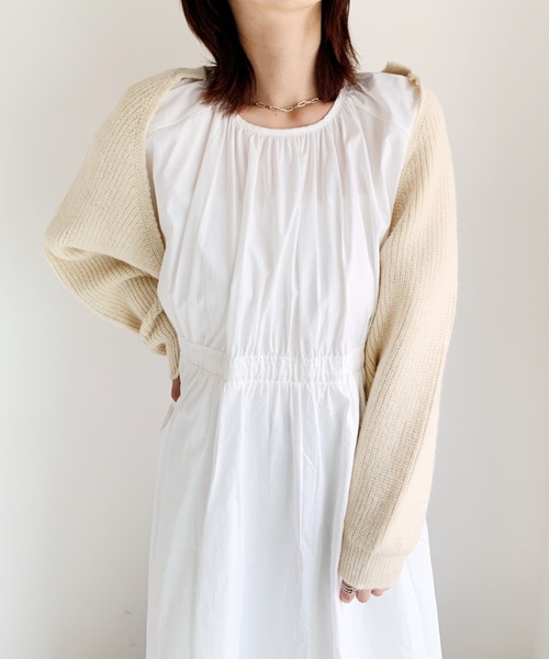 at12:03(アットイチニーゼロサン)の「ボレロニットカーデ(カーディガン/ボレロ・レディース・ブラック/グレー/アイボリー・FREE)」の4枚目の写真