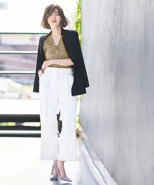 RUIRUE BOUTIQUE（ルイルエブティック）の「洗えるシークレットゴム　ストレート美脚パンツ（その他パンツ・レディース・サーモンピンク/テラコッタ/オフホワイト/ライトカーキ/ネイビー/ブラック/ブルー・3L/4L/L/LL/M/S/5L）」の2枚目の写真