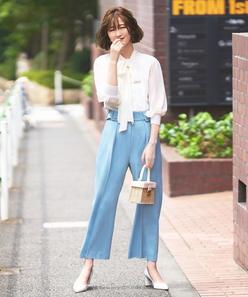 RUIRUE BOUTIQUE（ルイルエブティック）の「洗えるシークレットゴム　ストレート美脚パンツ（その他パンツ・レディース・サーモンピンク/テラコッタ/オフホワイト/ライトカーキ/ネイビー/ブラック/ブルー・3L/4L/L/LL/M/S/5L）」の7枚目の写真