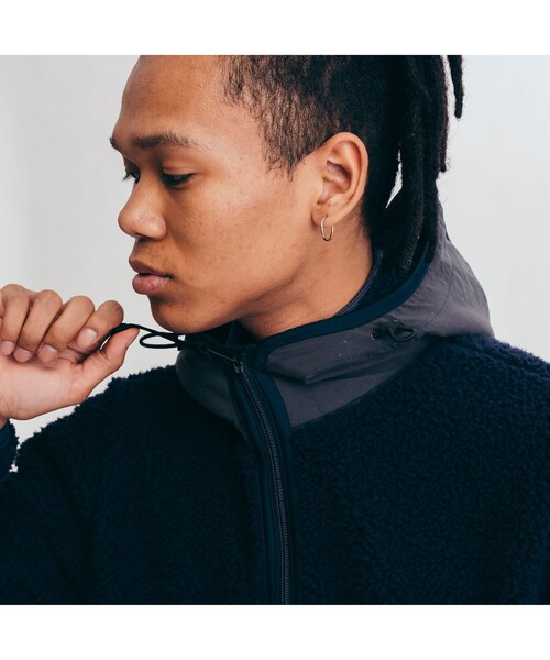 AIGLE（エーグル）の「ボアフリース アノラックパーカ（スウェット・メンズ・アイボリー/ダークネイビー・LL/M/L）」の11枚目の写真