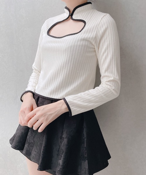 lilLilly(リルリリー)の「チャイナリブトップス(ニット/セーター・レディース・ホワイト/ブラック/ピンク/ブルー・FREE)」の6枚目の写真