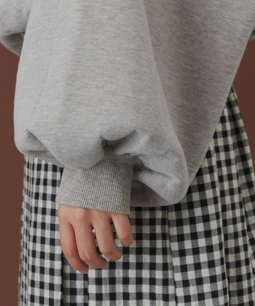 MERLOT（メルロー）の「ボリューム袖裏起毛パーカー（パーカー・レディース・ナチュラル/ブラウン/グレー/ダークグリーン・FREE）」の8枚目の写真