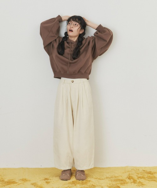 MERLOT（メルロー）の「ボリューム袖裏起毛パーカー（パーカー・レディース・ナチュラル/ブラウン/グレー/ダークグリーン・FREE）」の13枚目の写真