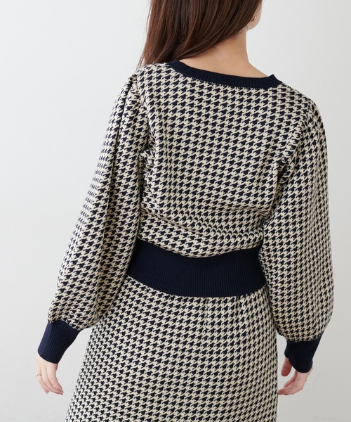 natural couture（ナチュラルクチュール）の「千鳥格子ダブルジャガードニット（ニット/セーター・レディース・ネイビー/ブラウン/グレー・FREE）」の21枚目の写真