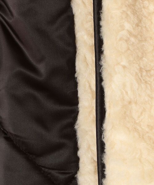 CASA FLINE（カーサフライン）の「CASA FLINE: ボア リバーシブル ジャケット コート（その他アウター・レディース・オフホワイト・ONE SIZE）」の6枚目の写真