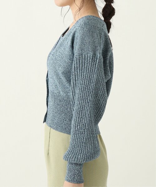 RAY CASSIN(レイカズン)の「メランジ袖ボリュームニットカーディガン(カーディガン/ボレロ・レディース・ベージュ/パープル/ブルー・FREE)」の20枚目の写真