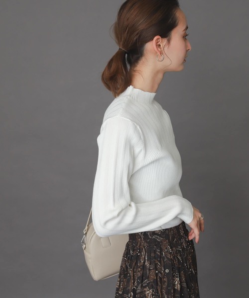 SENSE OF PLACE by URBAN RESEARCH(センスオブプレイスバイアーバンリサーチ)の「ランダムリブコンパクトセーター(ニット/セーター・レディース・イエロー/ミント/アイボリー/ブラック・ONE)」の12枚目の写真