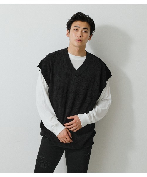 AZUL by moussy(アズールバイマウジー)の「SURFACE CHANGE KNIT VEST/サーフェスチェンジニットベスト(ベスト・メンズ・オフホワイト/ベージュ/ブラック・MEDIUM/LARGE)」の13枚目の写真