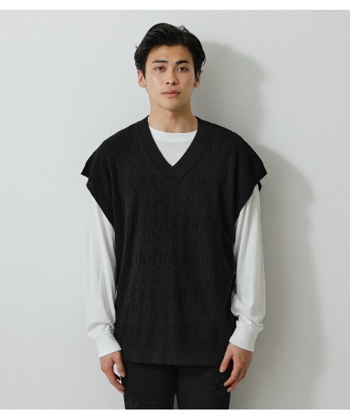 AZUL by moussy(アズールバイマウジー)の「SURFACE CHANGE KNIT VEST/サーフェスチェンジニットベスト(ベスト・メンズ・オフホワイト/ベージュ/ブラック・MEDIUM/LARGE)」の16枚目の写真