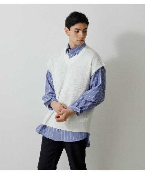 AZUL by moussy(アズールバイマウジー)の「SURFACE CHANGE KNIT VEST/サーフェスチェンジニットベスト(ベスト・メンズ・オフホワイト/ベージュ/ブラック・MEDIUM/LARGE)」の5枚目の写真