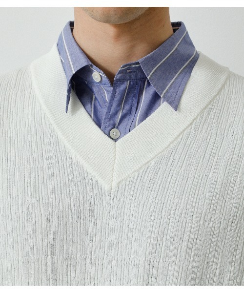 AZUL by moussy(アズールバイマウジー)の「SURFACE CHANGE KNIT VEST/サーフェスチェンジニットベスト(ベスト・メンズ・オフホワイト/ベージュ/ブラック・MEDIUM/LARGE)」の10枚目の写真