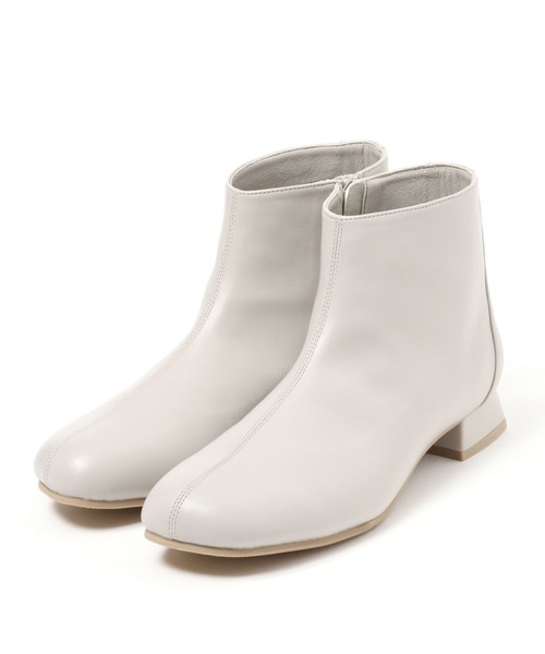 studio CLIP（スタディオクリップ）の「やわらかローヒールブーツ（ブーツ・レディース・ライトグレー/ブラック・X-LARGE/LARGE/MEDIUM）」の16枚目の写真