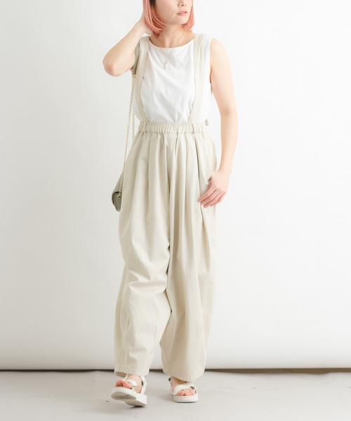 Wordtrobe(ワードトローブ)の「【wordtrobe】ツイル サスペンダー付き パンツ(その他パンツ・レディース・ブラック/キャメル/キナリ・FREE)」の2枚目の写真
