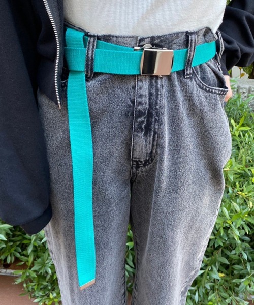 WEGO(ウィゴー)の「WEGO/ガチャベルト(ベルト・レディース・ホワイト/ブラック/ベージュ/ピンク/ブルー/グリーン/オレンジ/パープル/カーキ/ターコイズブルー/ライトピンク/サックスブルー/グレー・FREE)」の8枚目の写真