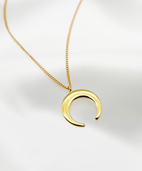 SIGNAL(シグナル)の「【SIGNAL/シグナル】MOON NECKLACE / ムーンネックレス(ネックレス・レディース・ゴールド・42cm)」の3枚目の写真