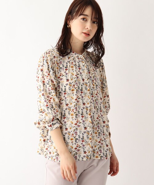 index（インデックス）の「◆パウダーサテンシャーリングボウタイブラウス【WEB限定サイズ】（シャツ/ブラウス・レディース・サックスブルー/ネイビー/ライトグレー/ホワイト系4・40/36/38/42）」の2枚目の写真