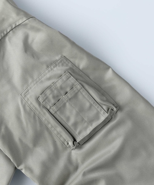 HONEYSUCKLE ROSE（ハニーサックルローズ）の「【HONEYSUCKLE ROSE】ショートライトＭＡ−１（MA-1・レディース・オリーブ/ブラック・M/L）」の17枚目の写真