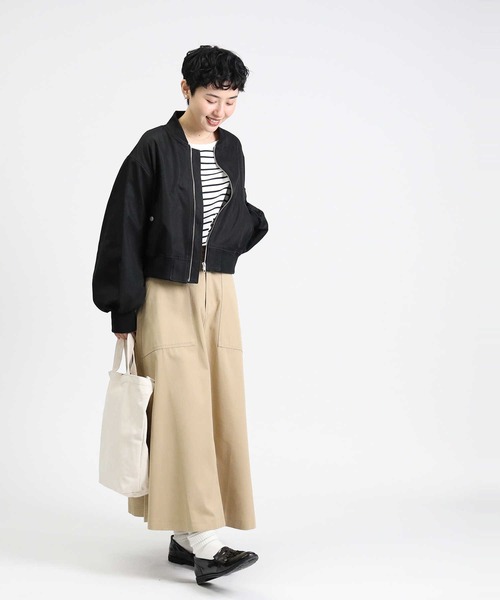 HONEYSUCKLE ROSE（ハニーサックルローズ）の「【HONEYSUCKLE ROSE】ショートライトＭＡ−１（MA-1・レディース・オリーブ/ブラック・M/L）」の7枚目の写真