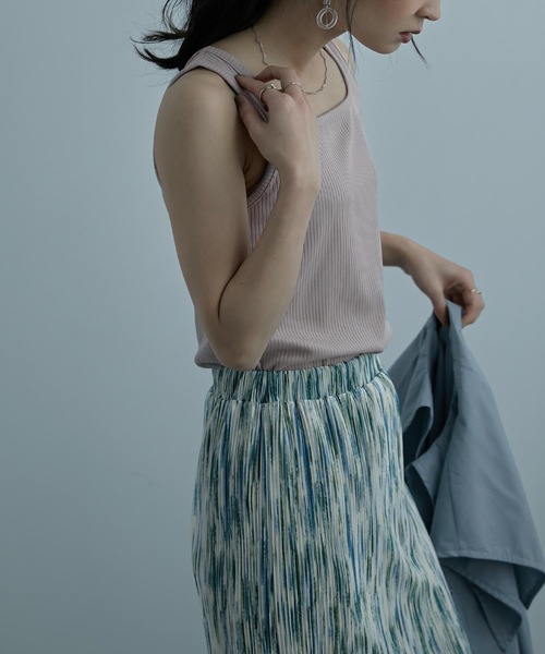 Fashion Letter(ファッションレター)の「ベーシックテレコリブタンクトップ(タンクトップ・レディース・ピンクベージュ/ブラック/ライトグリーン/パープル/オフホワイト・M)」の19枚目の写真