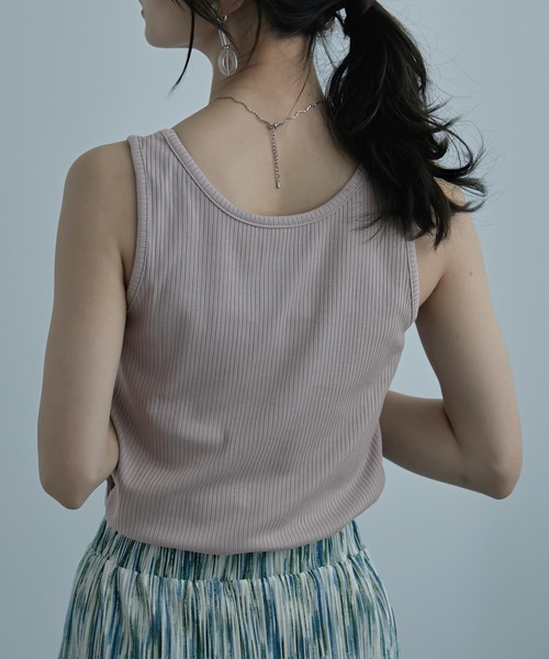 Fashion Letter(ファッションレター)の「ベーシックテレコリブタンクトップ(タンクトップ・レディース・ピンクベージュ/ブラック/ライトグリーン/パープル/オフホワイト・M)」の8枚目の写真