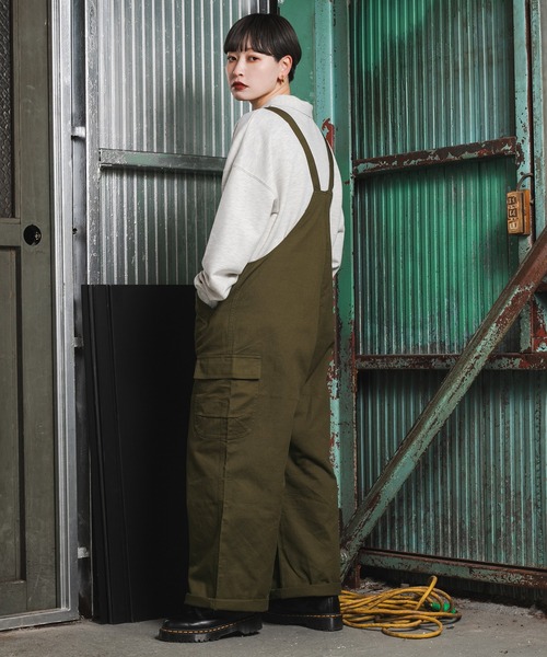 kutir（クティール）の「ミリタリーオーバーオール（サロペット/オーバーオール・レディース・ブラック/カーキ・SMALL/MEDIUM/LARGE）」の4枚目の写真