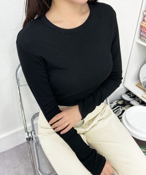 CEMONEMO(セモネモ)の「無地 リブ Uネック 長袖 Tシャツ(Tシャツ/カットソー・レディース・ホワイト/ブラック・FREE)」の11枚目の写真