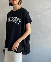 [MICA&DEAL/マイカアンドディール] 別注 MONTGOMRY フレンチスリーブロゴプリントTシャツ
