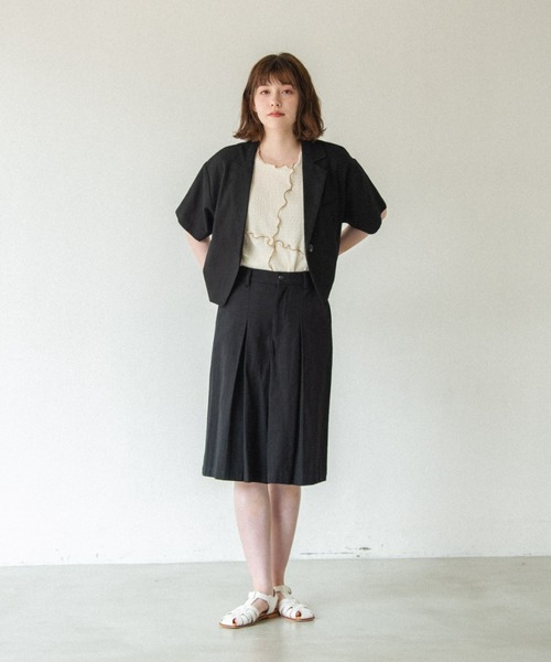 idem(イデム)の「【ZOZOTOWN限定】short sleeves jacket/ショート丈コットンジャケット(テーラードジャケット・レディース・ブラック/アイボリー/スモークピンク・FREE)」の6枚目の写真