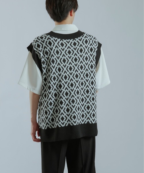 Ellno Loset（エルノロゼット）の「柄ニットベスト（ベスト・メンズ・ブラック/ブラック系その他2/ブラック系その他・MEDIUM/LARGE）」の13枚目の写真