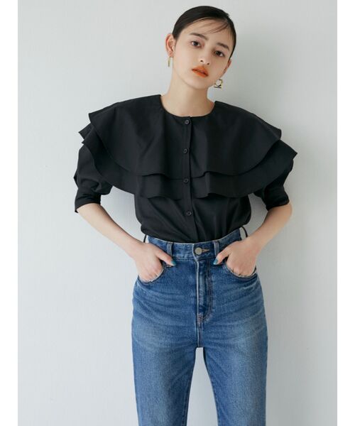 MURUA（ムルーア）の「【WEB限定】ボリュームフリルブラウス（シャツ/ブラウス・レディース・ホワイト/ブラック・FREE）」の9枚目の写真