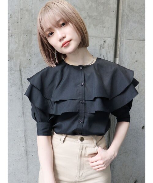 MURUA（ムルーア）の「【WEB限定】ボリュームフリルブラウス（シャツ/ブラウス・レディース・ホワイト/ブラック・FREE）」の12枚目の写真