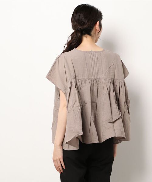 Samansa Mos2（サマンサ モスモス）の「ピンタックワイドブラウス（シャツ/ブラウス・レディース・オフホワイト/レッド/モカ/ブラック・ﾌﾘ-）」の6枚目の写真