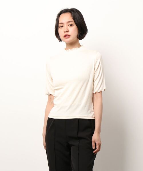 one after another NICE CLAUP（ワンアフターアナザーナイスクラップ）の「フェミニンブラウスインナー2枚セット（Tシャツ/カットソー・レディース・ホワイト/ブラック系その他/ブルー系その他・FREE）」の4枚目の写真