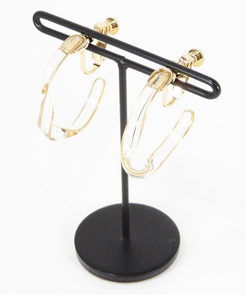 The Rule(ザルール)の「The Rule ザルール:Celadon twist hoop earring :ねじり フープイヤリング(イヤリング・レディース・ホワイト/ブラウン/グレー/クリア・FREE)」の6枚目の写真