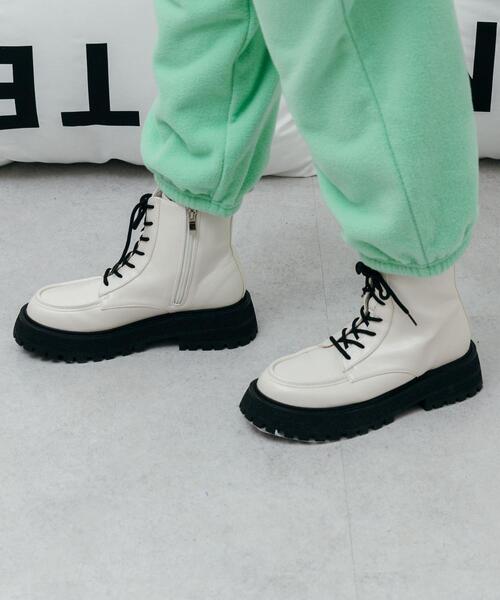 CITEN（シテン）の「＜CITEN＞トラックソール レースアップ ブーツ（ブーツ・レディース・ホワイト/ブラック・23cm/23.5cm/24cm/24.5cm）」の4枚目の写真