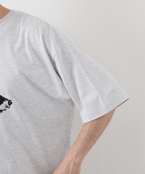 417 EDIFICE(フォーワンセブンエディフィス)の「【Teemu Jarvi / テームヤルヴィ】別注 DOG Tシャツ TENDER(Tシャツ/カットソー・メンズ・チャコールグレー・MEDIUM/LARGE)」の10枚目の写真