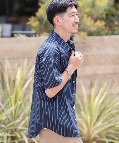 ITEMS URBANRESEARCH（アイテムズ アーバンリサーチ）の「レギュラーカラー ストライプ半袖シャツ（シャツ/ブラウス・メンズ・ライトブルー/ネイビー/ブルー・MEDIUM/LARGE）」の21枚目の写真