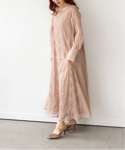RANDA（ランダ）の「フラワー刺繍フレアワンピース（ワンピース）」 - WEAR