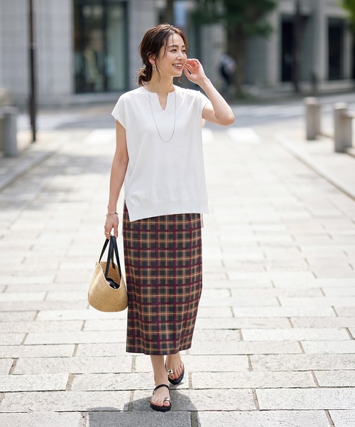 STYLE DELI(スタイルデリ)の「【LUXE】シアーチェック柄ペンシルスカート(スカート・レディース・グレー系/ピンク系・SMALL/MEDIUM)」の3枚目の写真