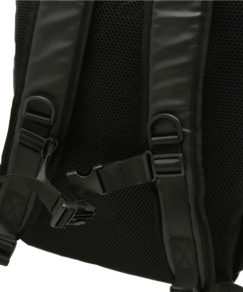 VENCEEXCHANGE(ヴァンスエクスチェンジ)の「LARKINS ラーキンスB BRIEFPACK (ショルダーバッグ・メンズ・ブラック/ダークグリーン・FREE)」の11枚目の写真
