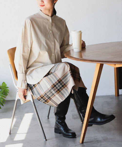 デミルクスビームス／ドレープスタンドネック×オーバーサイズブラウス ベージュ Demi-Luxe BEAMS（デミルクス ビームス）の「Demi-Luxe BEAMS